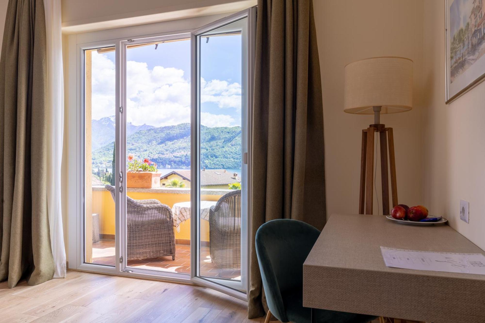 Albergo Villa Edy เตรเมสโซ ภายนอก รูปภาพ