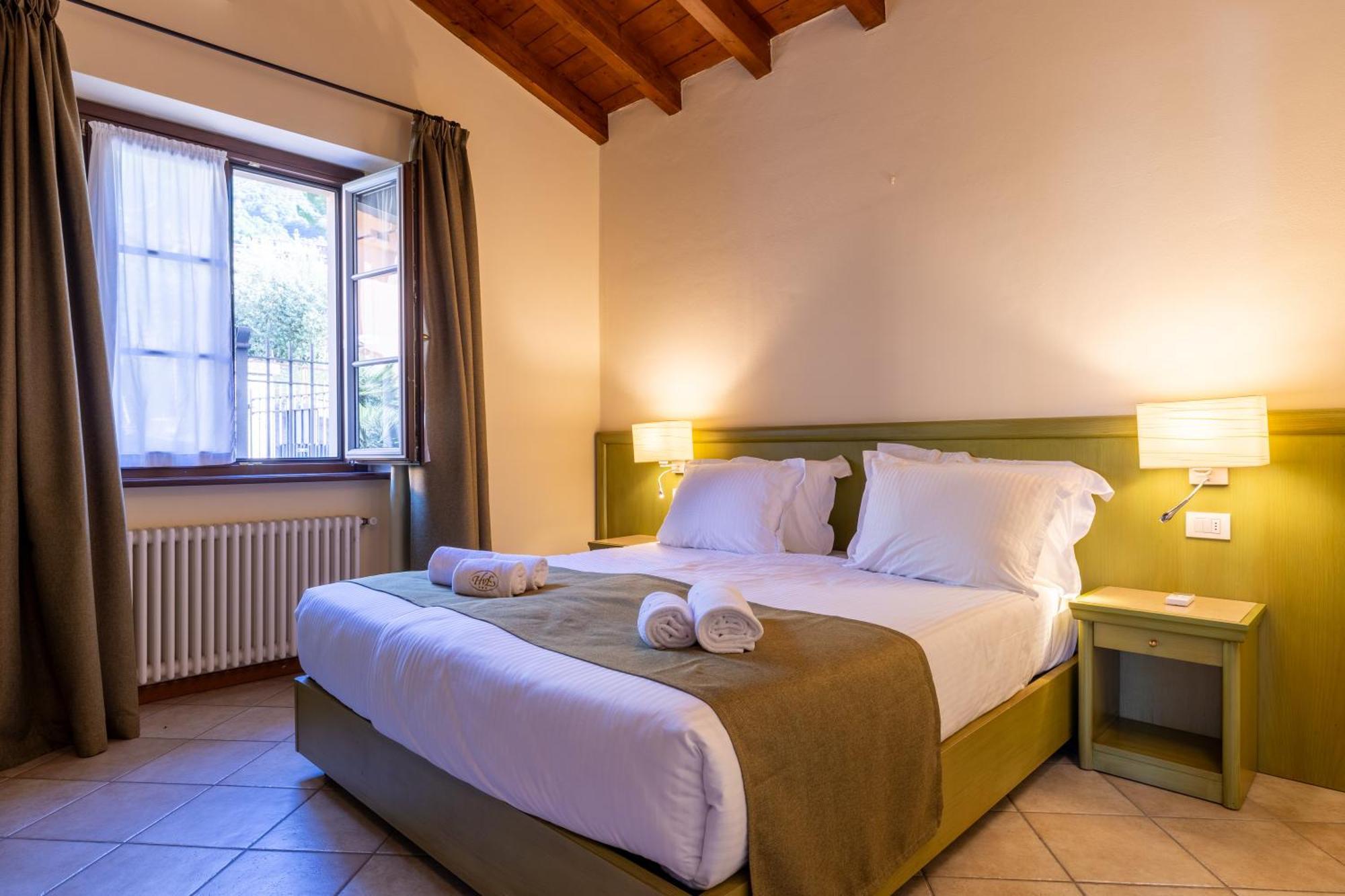 Albergo Villa Edy เตรเมสโซ ภายนอก รูปภาพ